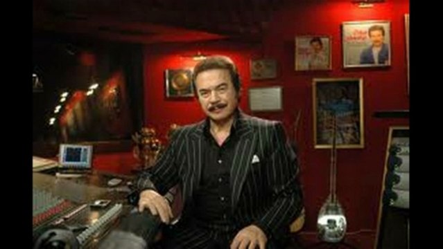 SANKİ SEVECEKMİŞ GİBİSİN (Orhan GENCEBAY )