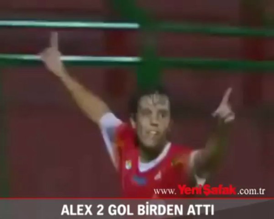 Alex 2 gol birden attı