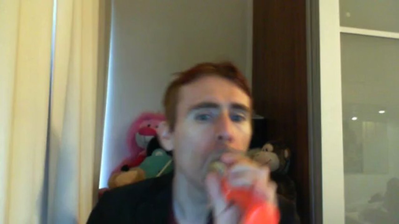 Wiwi égratigne "mon meilleur amour" d'Anggun