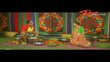 Duvvasi Mohan Hits Hot Beauty's Navel With Fruits