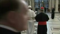 Première sortie du pape François dans une basilique de Rome
