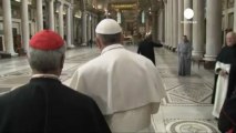 Au premier jour, le pape se confie à la Vierge