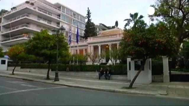 Grèce : la troïka des créanciers demande à Athènes...