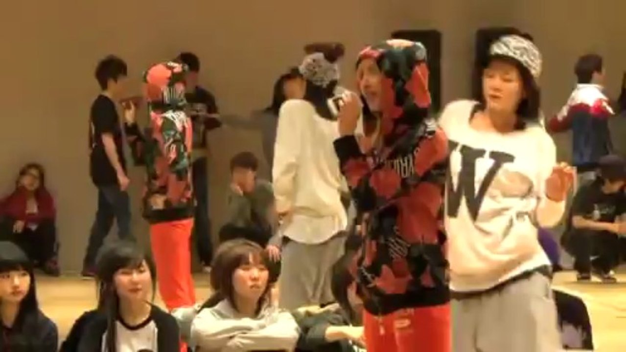 KARA-Making of 1st Concert KARASIA in Seoul Sub.Español 2 Parte
