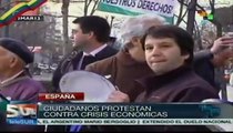 Españoles protestan contra la crisis económica