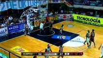 Argentine - Il brise le panier après un dunk !