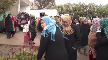 Tunisie: les obsèques d'Adel Khazri tournent à la manifestation