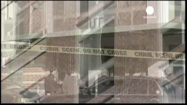 Usa: madre si lancia nel vuoto con il bimbo di 10 mesi....