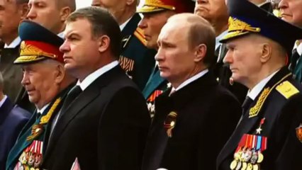 Зомбирование людей путинскими Парадами Победы