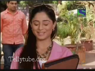 Dil Ki Nazar Se Khoobsurat - 15th March 2013 Part 2