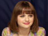 Joey King dishes on her dual 'Oz' roles