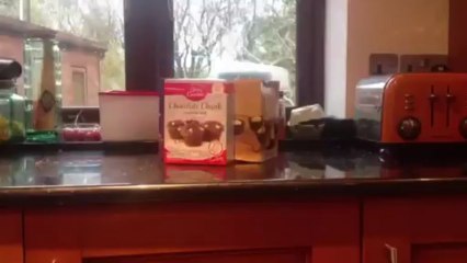 How to make cupcakes | Stop motion animation