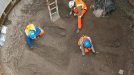 'Black Death' skeletons found under London rail site