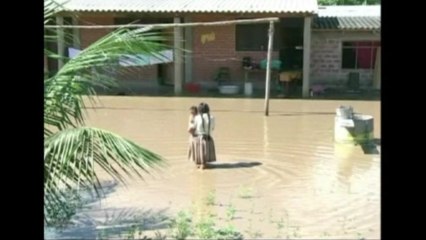 Thousands evacuated in Bolivia, Peru