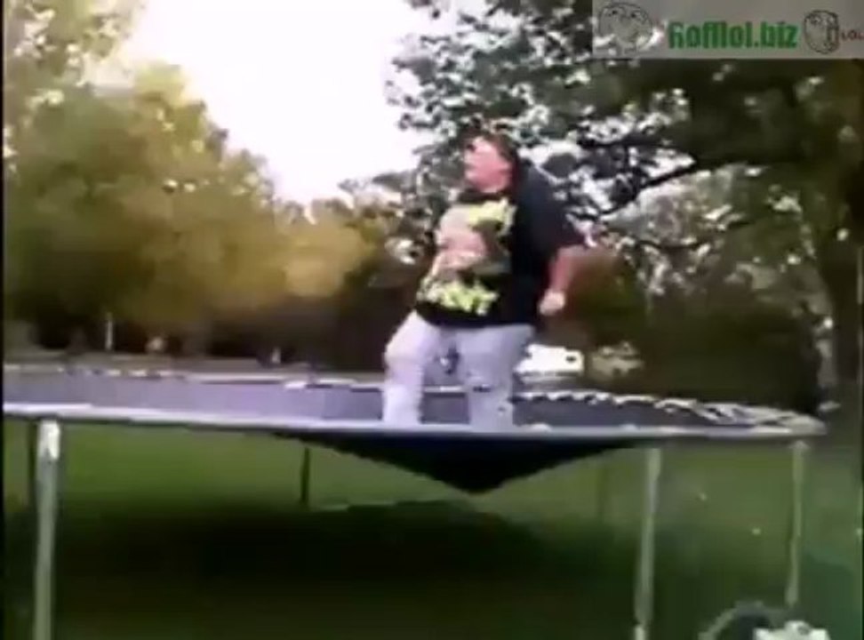 Fette auf Trampolin