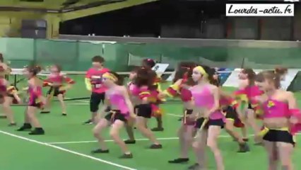 Spectacle de la "Maison du monde" pour la clôture des Aiglons 2013 - Moyen 1