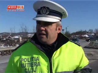 Accident centura Gherla, la Bunesti: un camion a lovit in plin un Citroen! Victima in coma!
