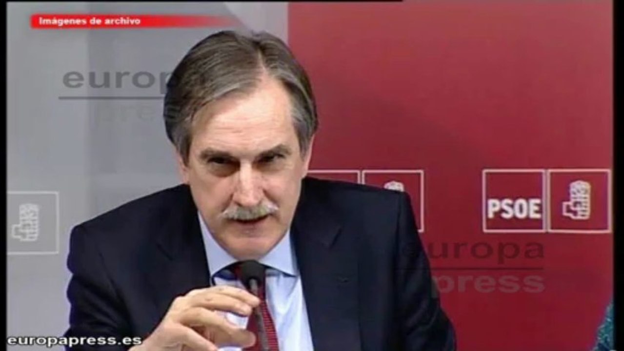 PSOE estudia llevar a TC la reforma de las pensiones