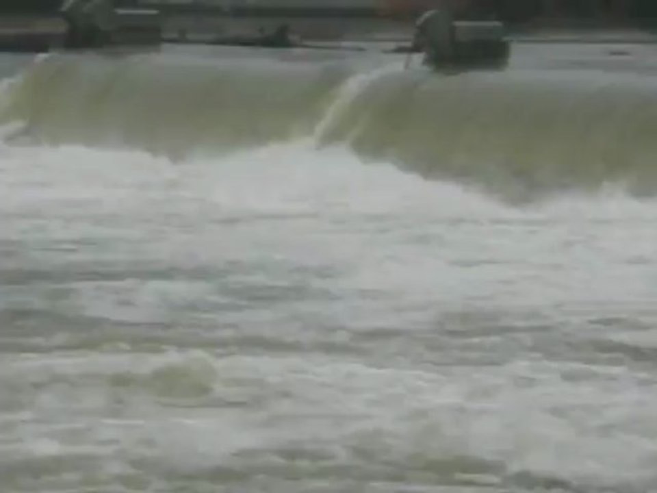 Le Doubs en crue le 20-12-2012