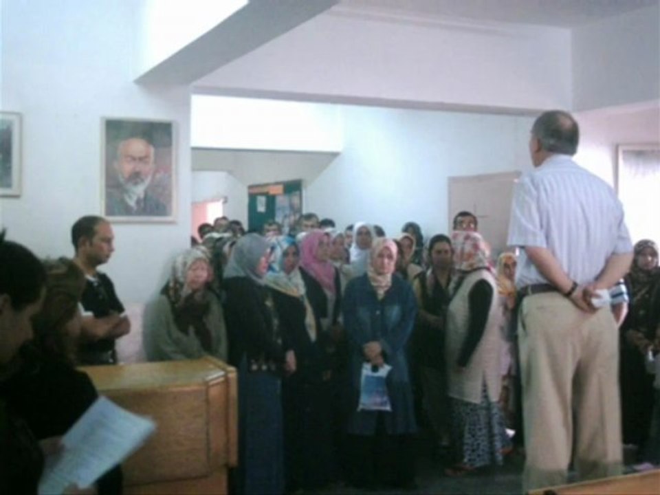 Veli toplantısı + 18 komik küfürlü - YouTube