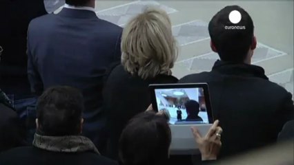 Opération de séduction du pape François en direction...