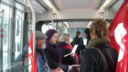 Action dans le Tramway du Parti de Gauche 21 le 16 mars 2013