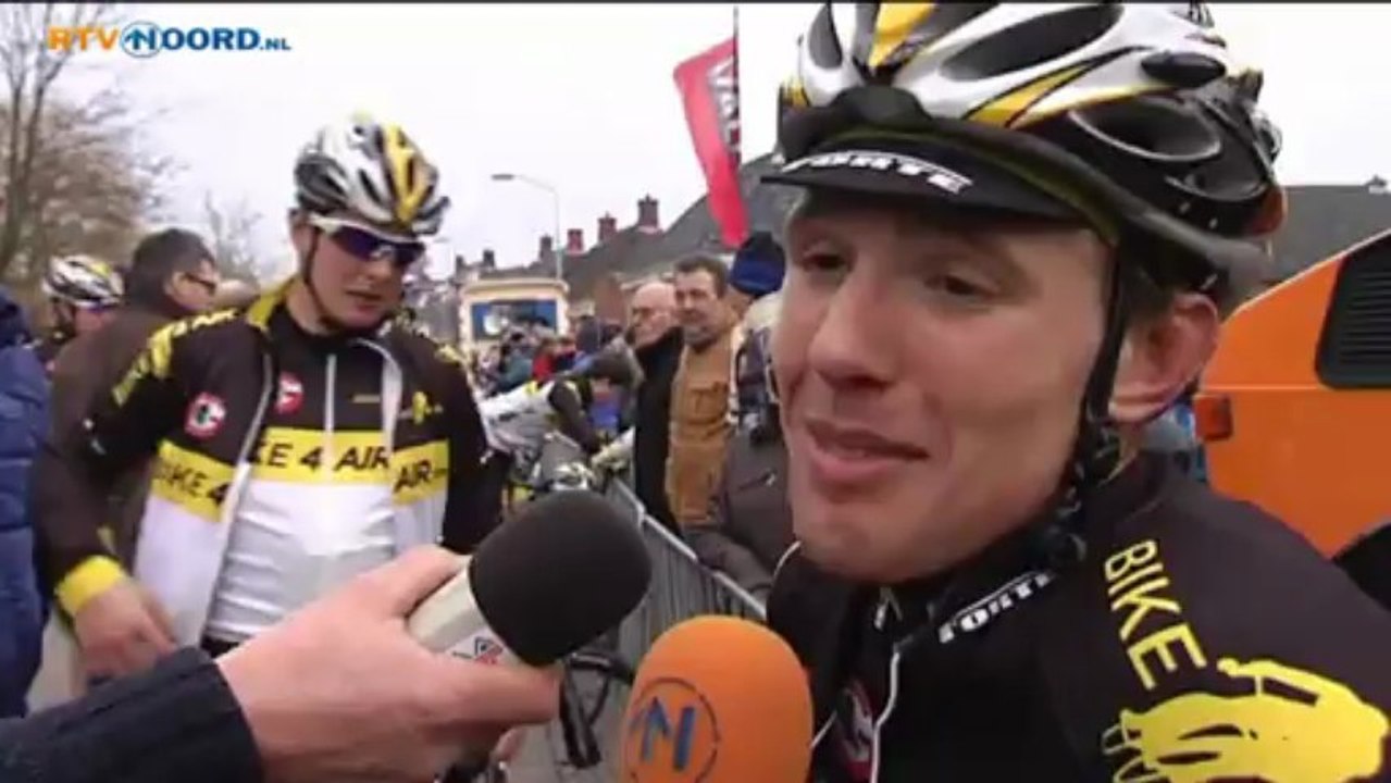 Hoekstra wint Ronde van Groningen (finish en interview) - RTV Noord