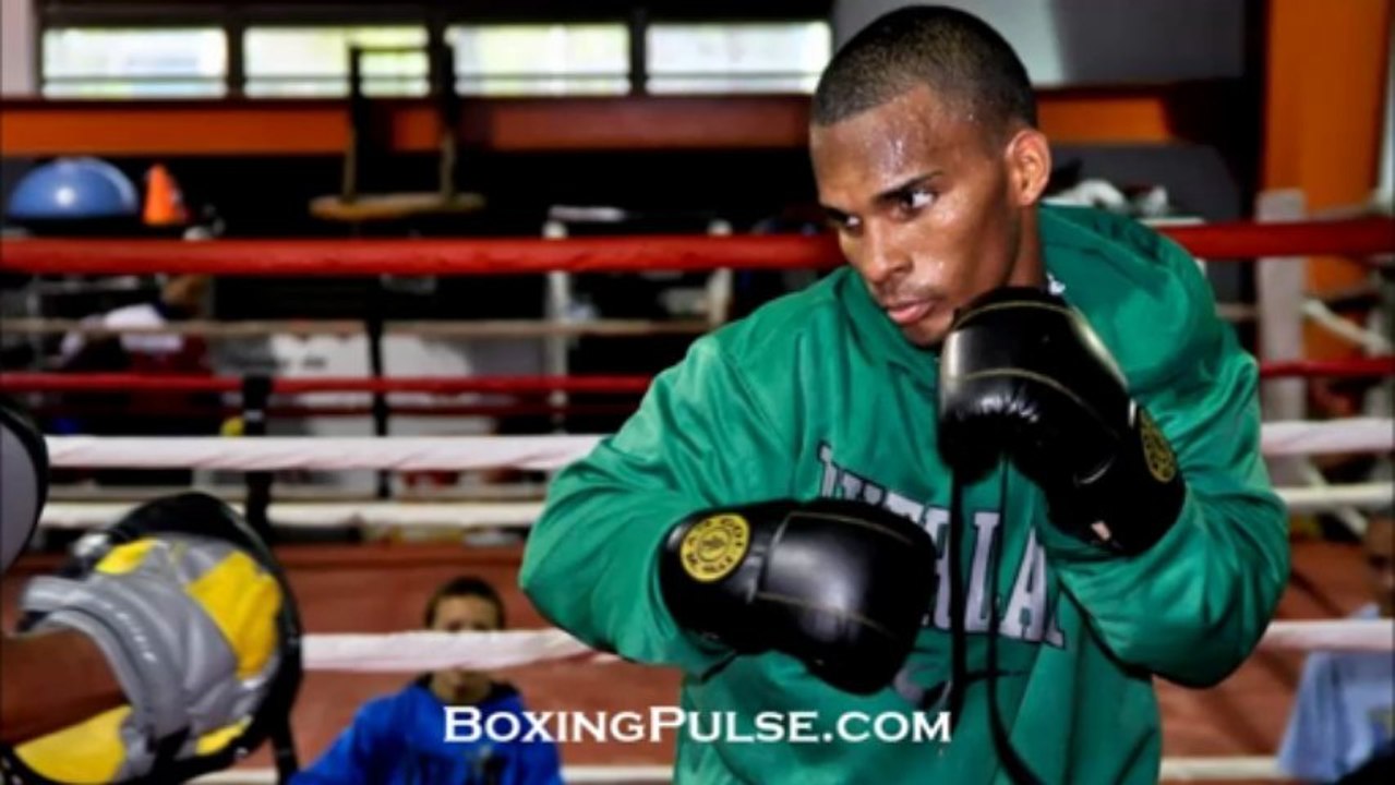 Entrevista Exclusiva Con Jonathan 'Bomba' Gonzalez