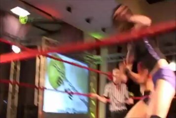 WWE NXT Diva Paige FKA Britani Knight vs Shanna - Pro-Wrestl