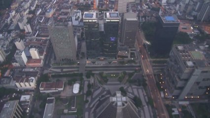 Urban Wingsuit à Rio de Janeiro