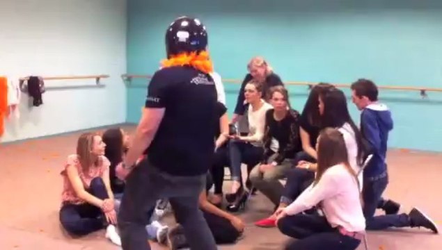 Beauvais: le Harlem Shake des candidates à Miss Beauvaisis
