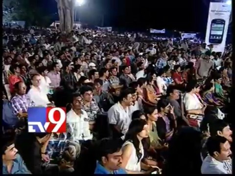 Shimbu sings at Baadshah audio release function