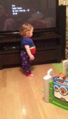 Cutest Baby Dancing to SiM - Daddy Knows. Hilarious!