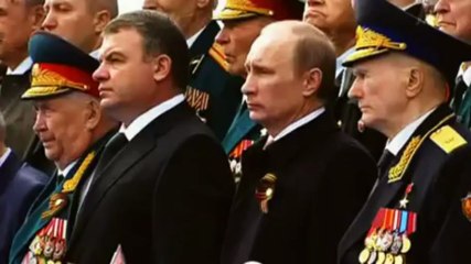 Зомбирование людей путинскими Парадами Победы