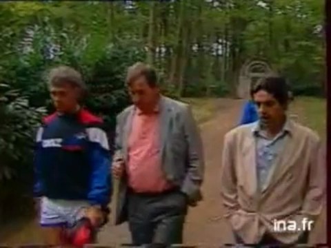 Eric Cantona traite Henry Michel de sac à .... Yanamarre quoi