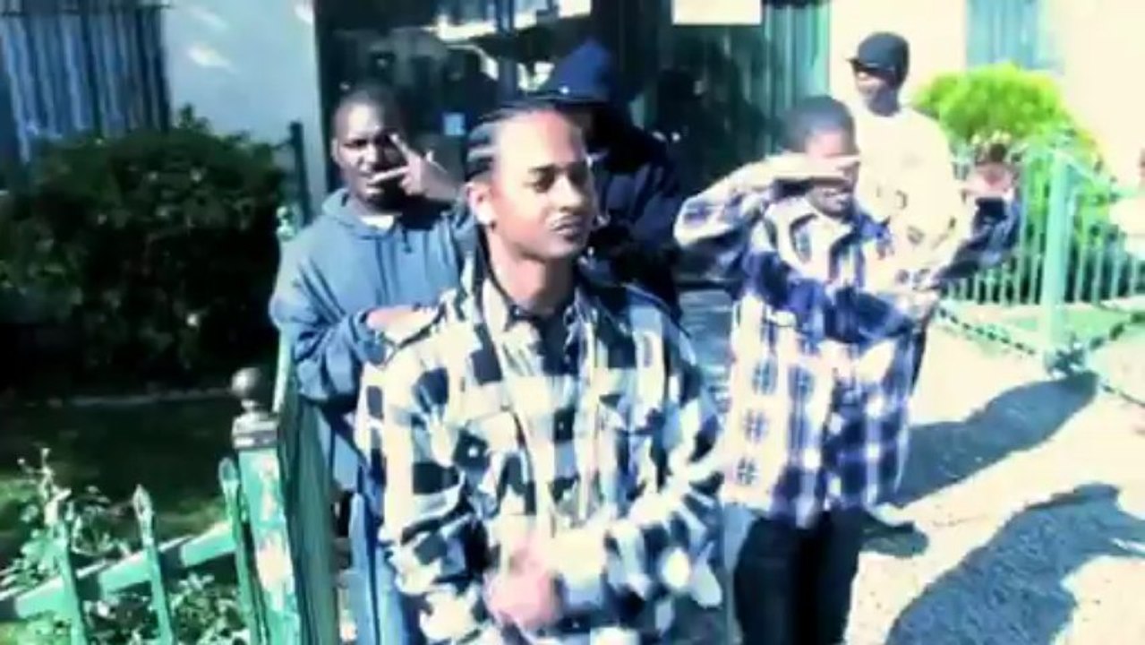 Sandman Negus feat Tameka "Roll"