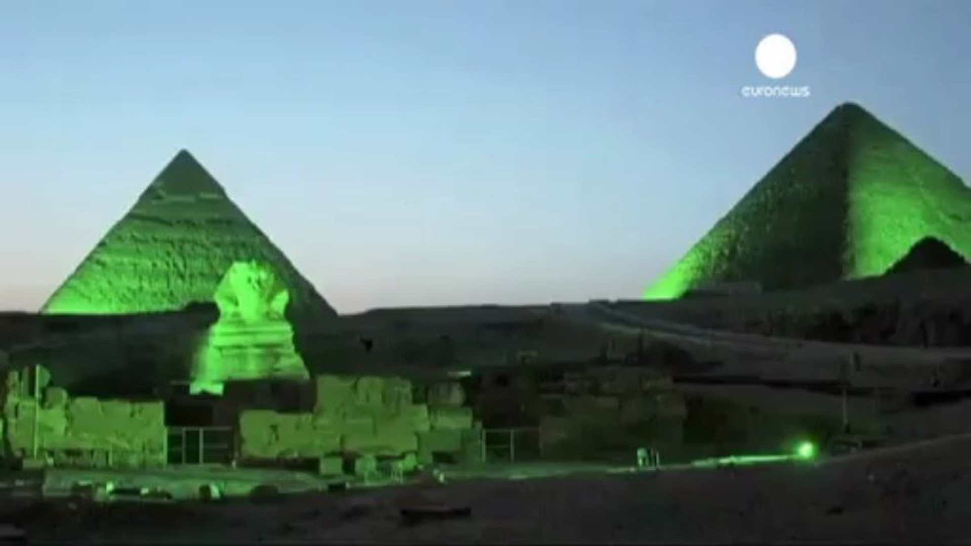 ⁣World goes green for St Patrick's Day