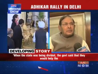 Nitish holds Adhikar rally in Delhi