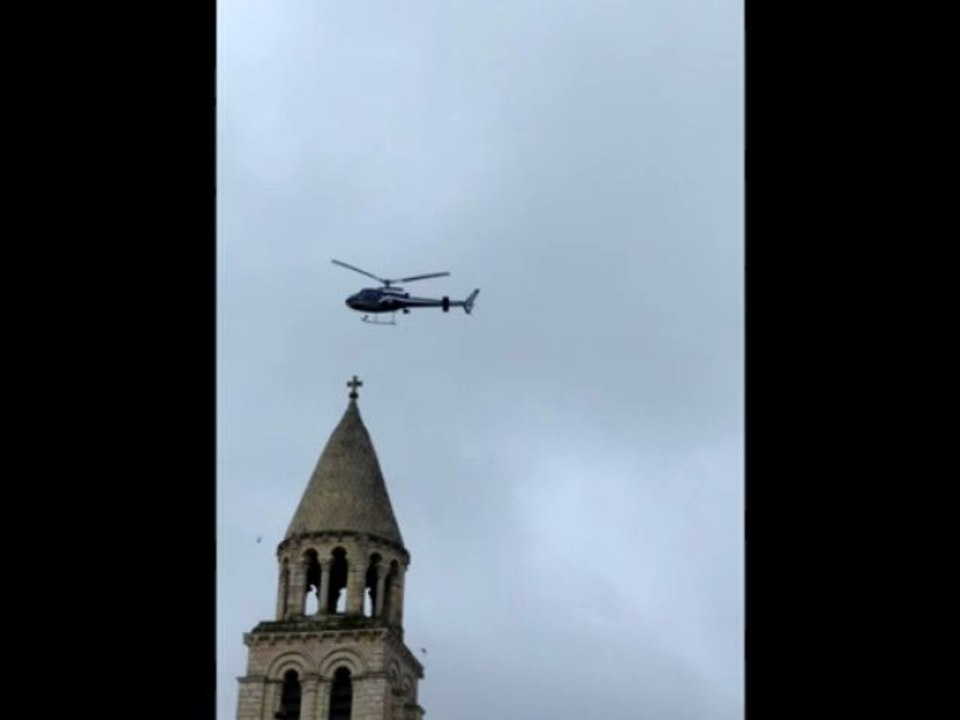 [PHOTOS] Le GIPN à la recherche d'un évadé à Poitiers
