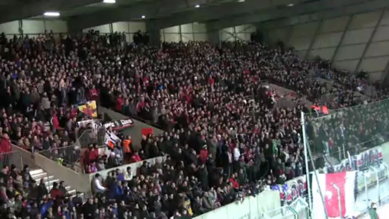La réaction du Kop après le but de C.Kerbrat