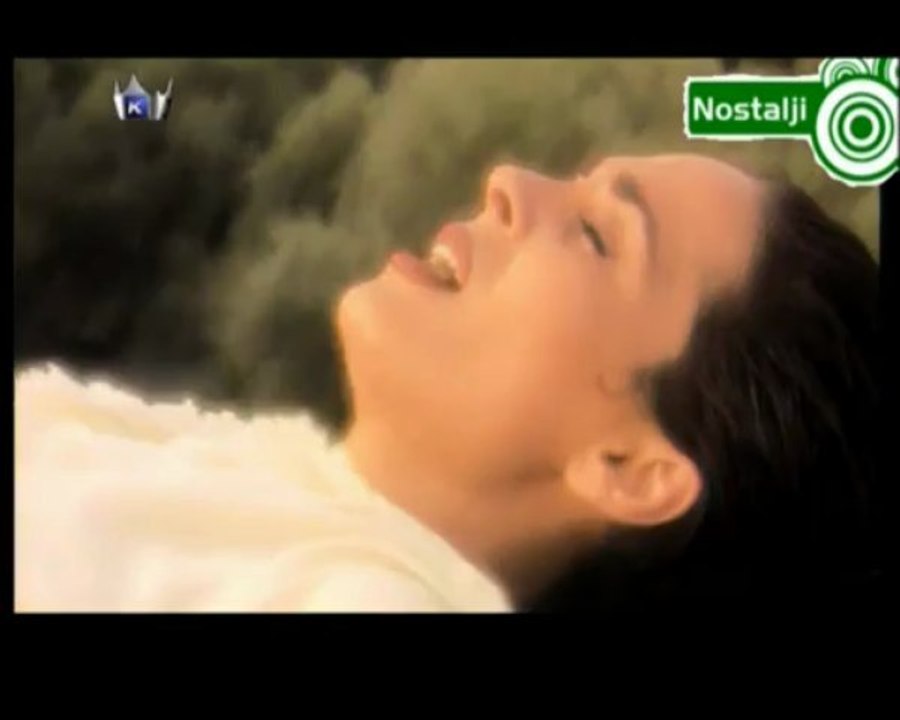 Demet Sagiroglu - BI CAREYIM video klip KRAL TV nostalji 2013