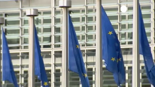 Salvataggio Cipro: Commissione favorevole a ridurre la...