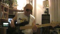 Kingston town UB 40 bass cover Bob Roha