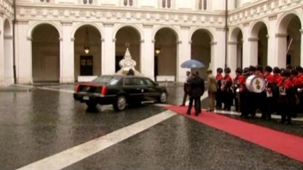 Pope receives gift ahead of inaugural mass