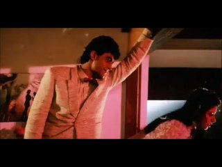 maine pyaar kiya party scene