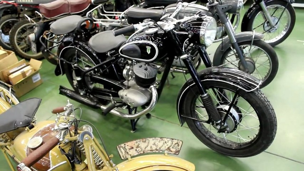 X Automobilia Ibérica da Moita - 16 e 17/03/2013 - A Feira - 720p