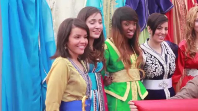 Ai'Chic Caftans défile au Rallye Aicha des Gazelles au côté de l'Office Nationale Marocain du Tourisme et Rue des Consuls . Merci à eux!