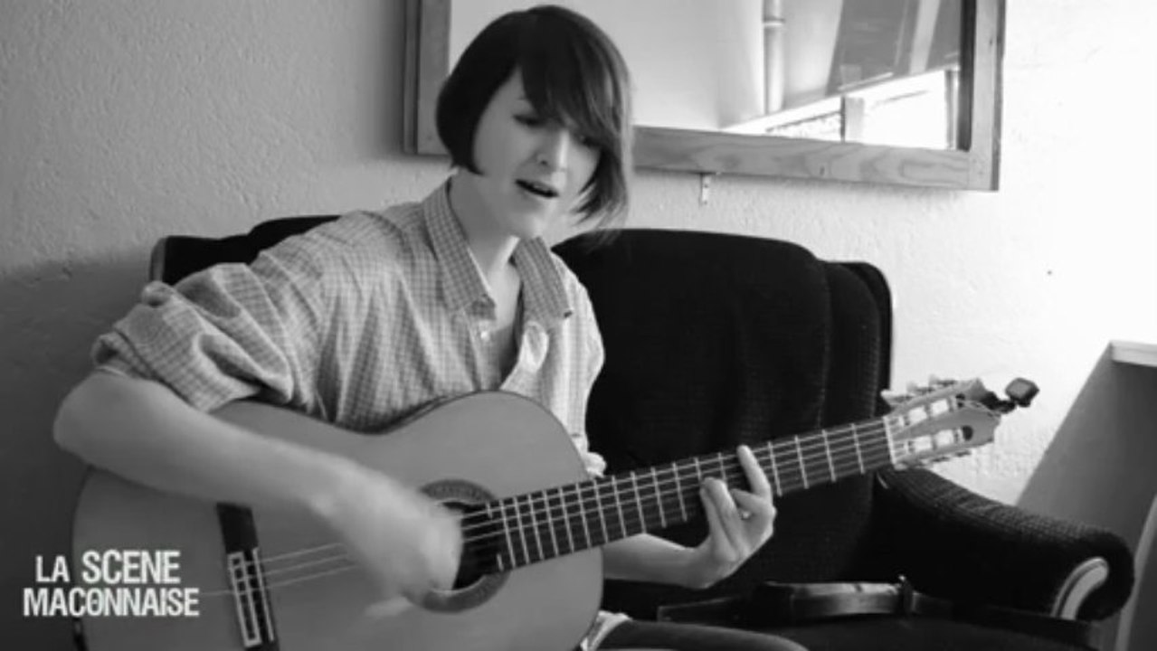 La scène mâconnaise / EN OFF - Session Acoustique PAULINE CROZE (2013)