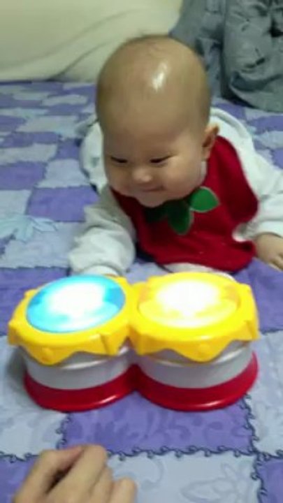 playing keyboard 1