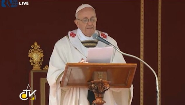 Le pape tourné vers les plus pauvres et plus petits